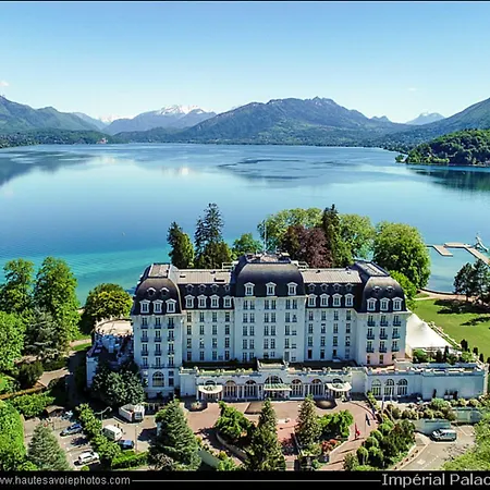 Appartement Rayan 4 étoiles - Proche Lac&vieille Ville, Garage Privé, Secteur Recherché Annecy