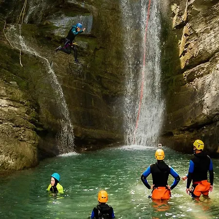 Rayan 4 Etoiles - Proche & Vieille Ville, Garage Prive, Secteur Recherche Annecy