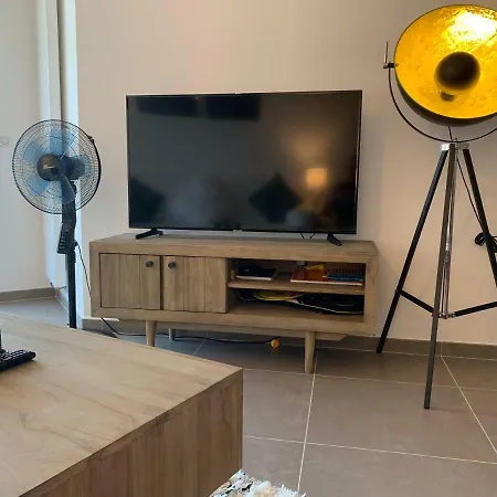 Rayan 4 étoiles - Proche Lac&vieille Ville, Garage Privé, Secteur Recherché *