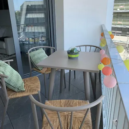 Rayan 4 Etoiles - Proche & Vieille Ville, Garage Prive, Secteur Recherche Apartment Annecy