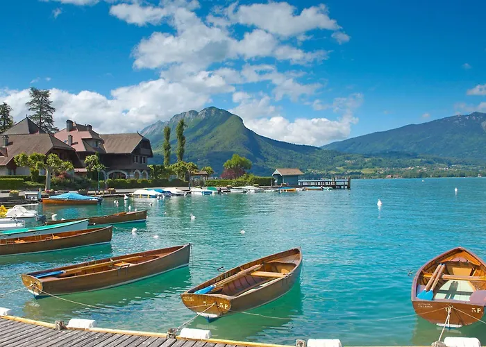 Rayan 4 Etoiles - Proche & Vieille Ville, Garage Prive, Secteur Recherche 公寓