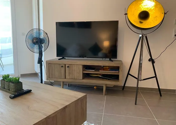 Rayan 4 Etoiles - Proche & Vieille Ville, Garage Prive, Secteur Recherche *