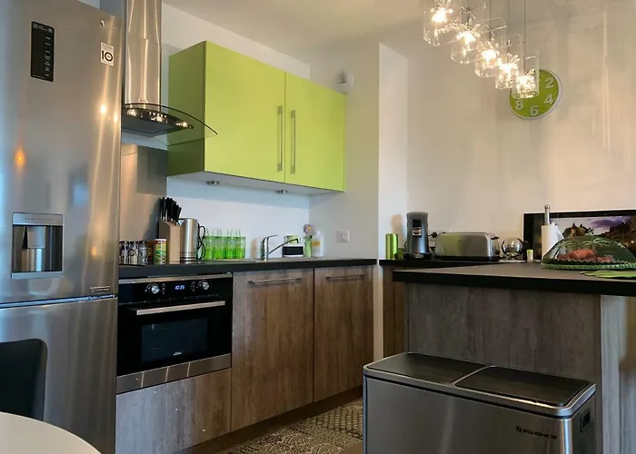 Rayan 4 Etoiles - Proche & Vieille Ville, Garage Prive, Secteur Recherche 公寓