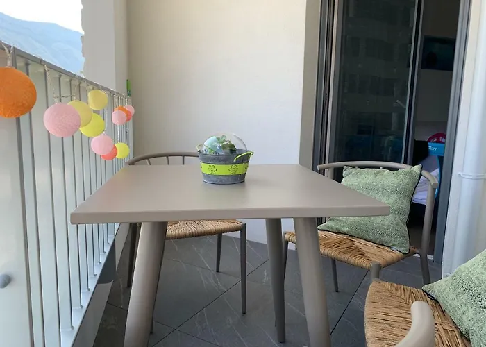 公寓 Rayan 4 Etoiles - Proche & Vieille Ville, Garage Prive, Secteur Recherche *